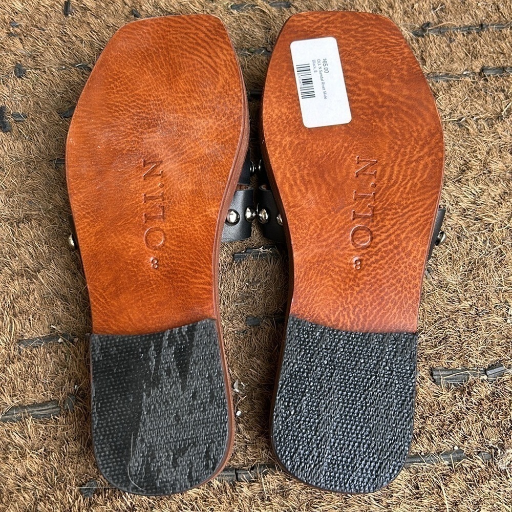 NWT ARTISAN OLI  N. SANDALS  OLI RIVETS SLIDE SANDALS BlACK SIZE 8 - Picture 3 of 5